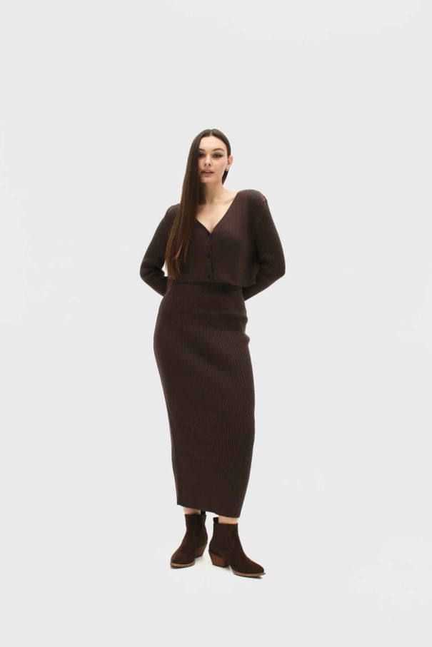 Костюм вʼязаний з довгою спідницею та кардиганом