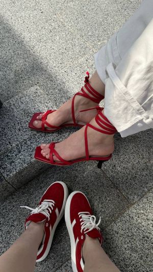 Босоніжки на підборах Miri