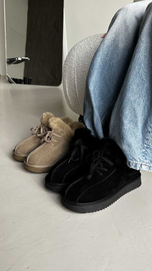 Уггі Forma чорні