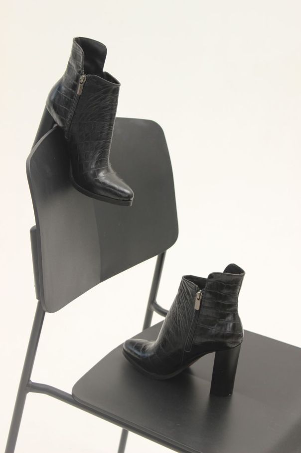 Туфлі лакові з крокодиловим принтом