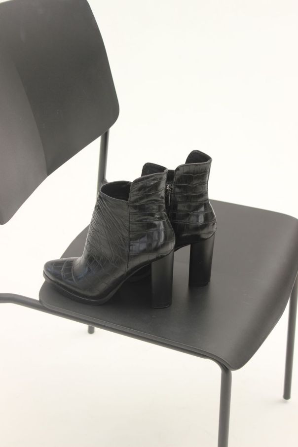 Туфлі лакові з крокодиловим принтом