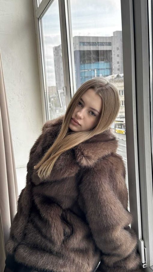 Шуба коричнева