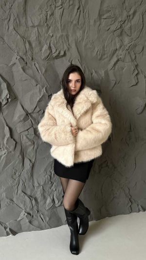 Шуба молочна