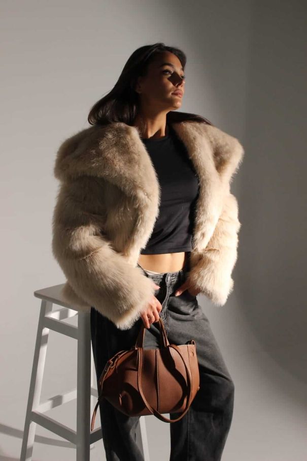 Шуба бежева