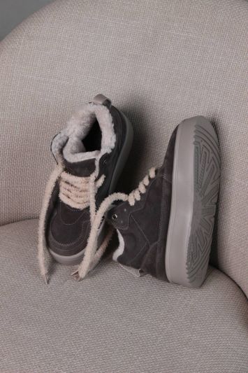 Високі кеди на хутрі