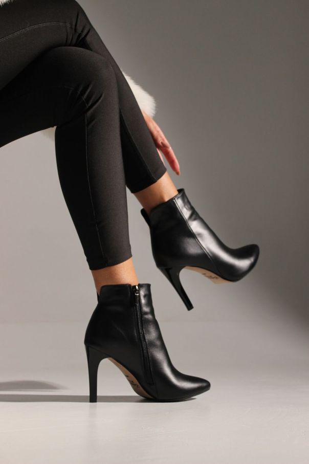 Туфлі замшеві Velorа