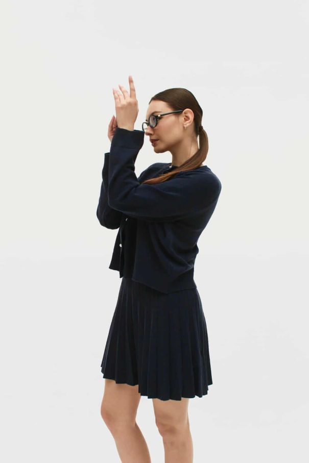 Костюм вʼязаний з короткою спідницею та кардиганом