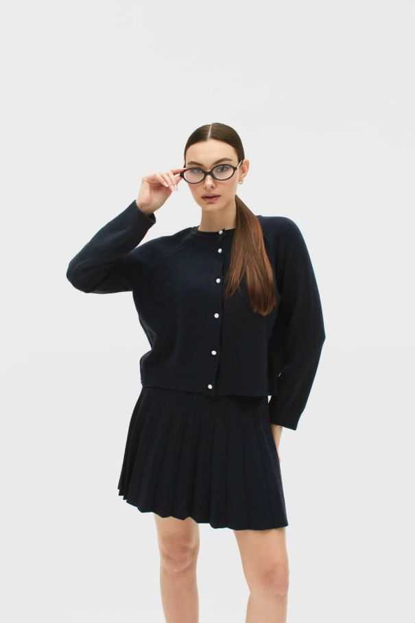 Костюм вʼязаний з короткою спідницею та кардиганом