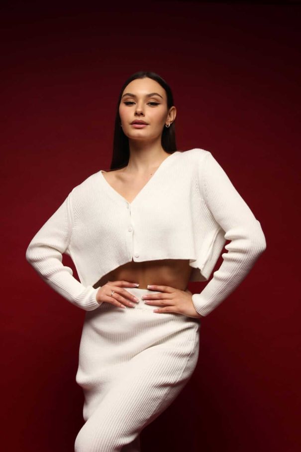 Костюм вʼязаний з довгою спідницею та кардиганом