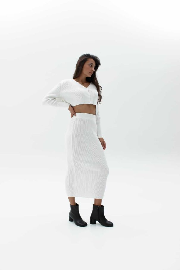 Костюм вʼязаний з довгою спідницею та кардиганом