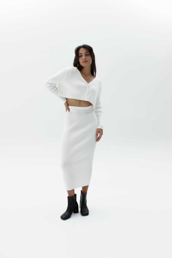 Костюм вʼязаний з довгою спідницею та кардиганом