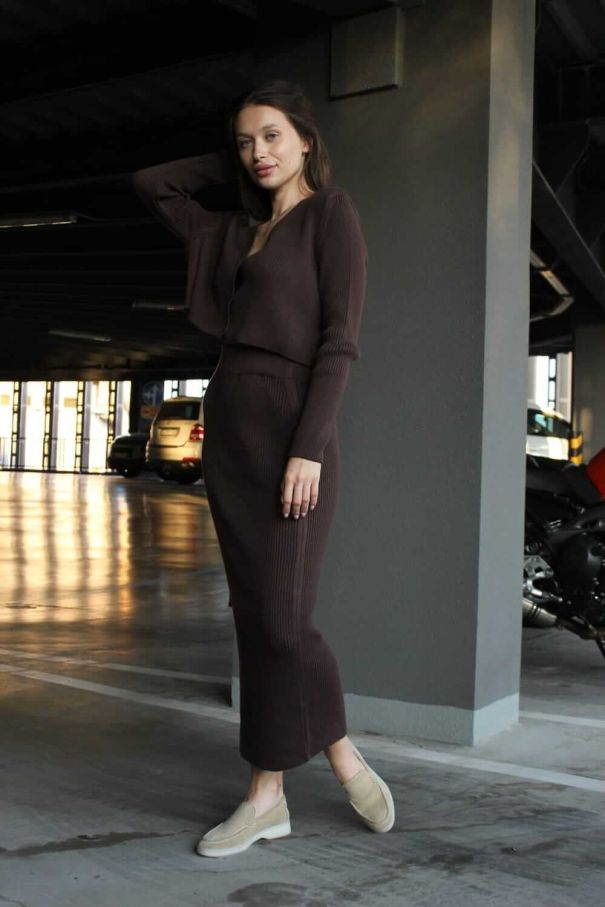 Костюм вʼязаний з довгою спідницею та кардиганом