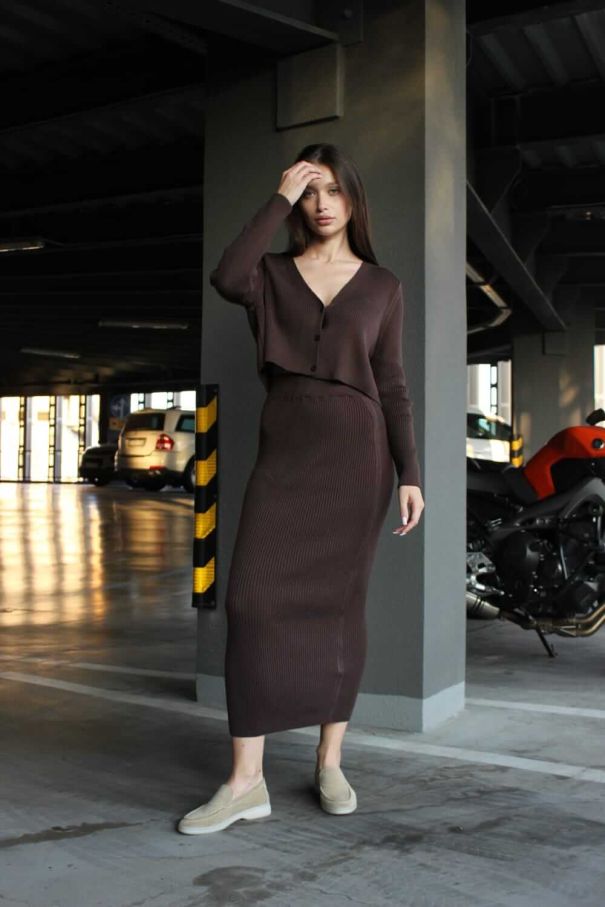 Костюм вʼязаний з довгою спідницею та кардиганом