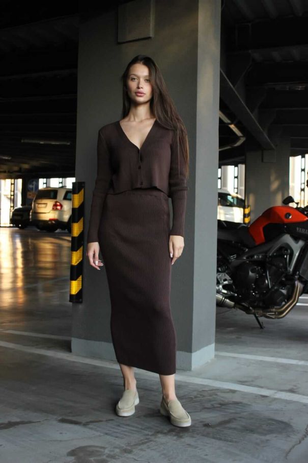 Костюм вʼязаний з довгою спідницею та кардиганом