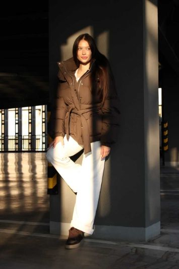 Пуфер шоколадний з поясом