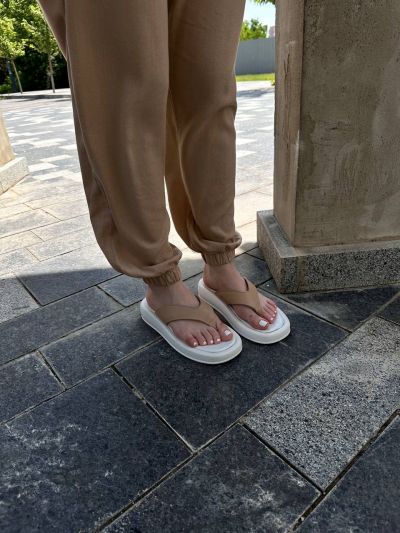 Шльопанці Veya